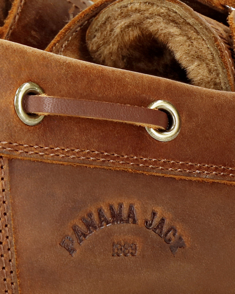 Boat Igloo náutico de piel con forro interior de pelo natural. cuero