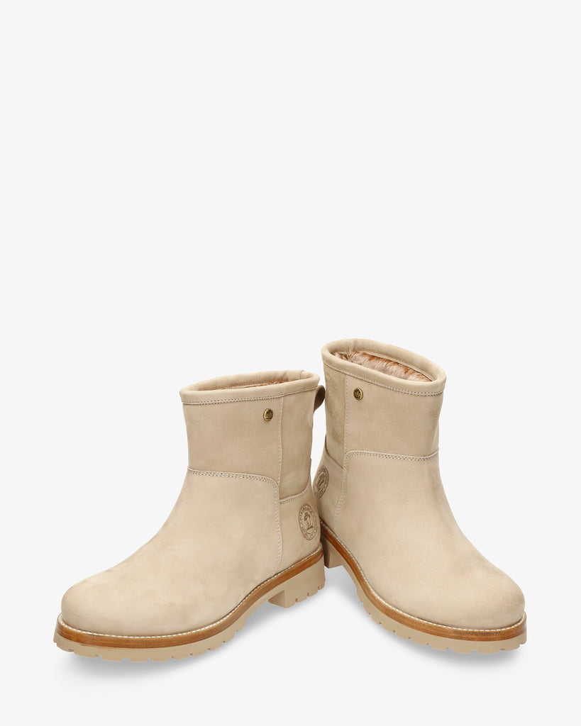 Grace botas de piel con forro interior de pelo. crudo