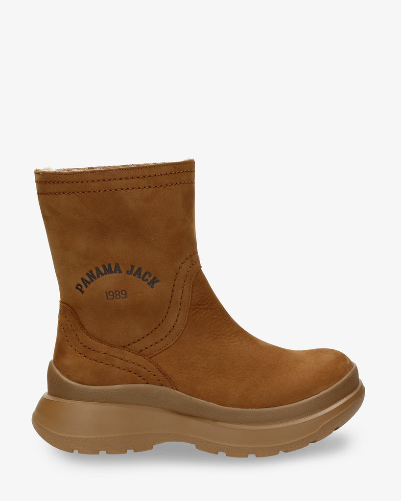 Hebe botas de piel con forro interior de pelo. cuero