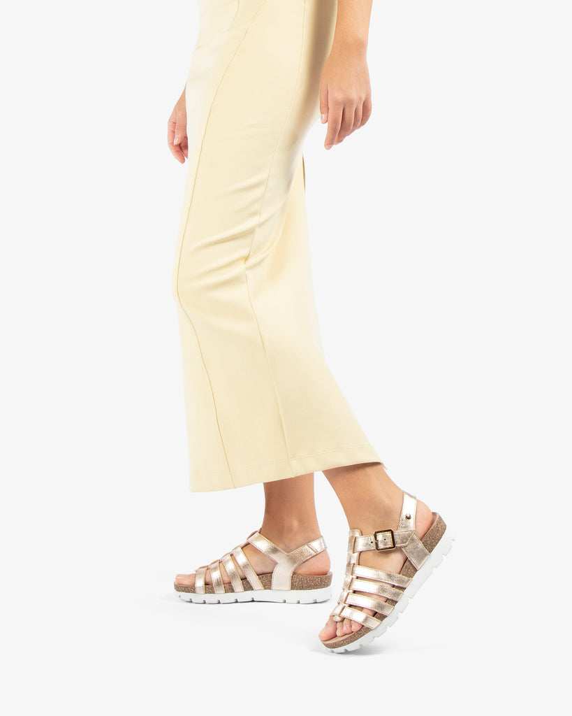 Sasha Shine sandalias de piel con forro interior de piel. oro